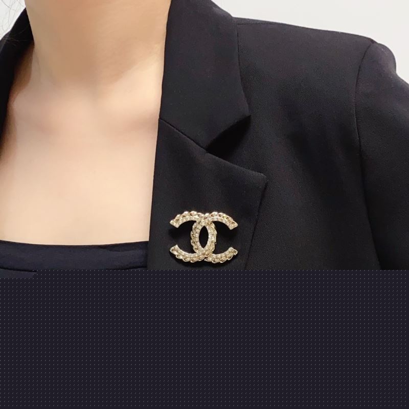 Ch*el brooches
